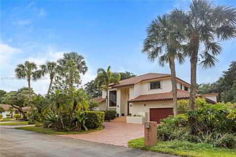 9400 Sea Turtle Ln, Plantation, FL 33324