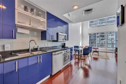 60 SW 13th St, Miami, FL 33130