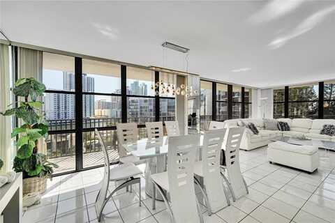 1000 Parkview Dr, Hallandale Beach, FL 33009