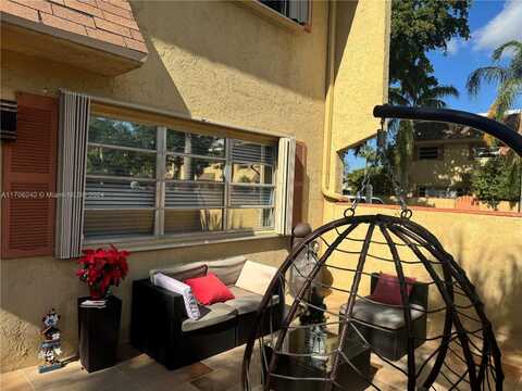 7175 Nova Dr, Davie, FL 33317