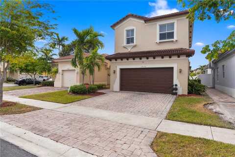 3976 NE 13th Dr, Homestead, FL 33033