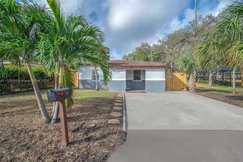 841 NW 15th Ter, Fort Lauderdale, FL 33311