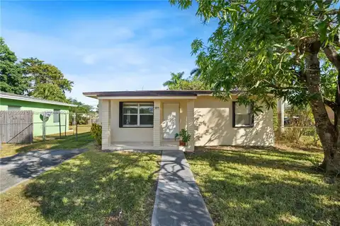 305 NW 7th Ave, Homestead, FL 33030