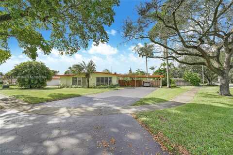 6260 Plantation Rd, Plantation, FL 33317