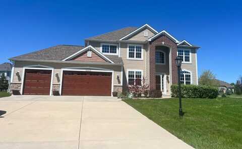 N42w22770 Beacon Ct, Pewaukee, WI 53072