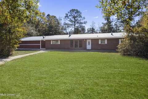 6 Davis Bayou Road, Ocean Springs, MS 39564