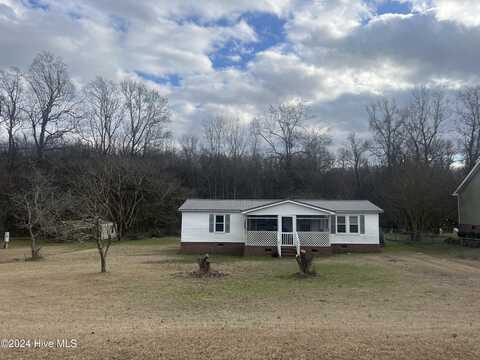 104 Barrier Place, Pikeville, NC 27863