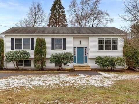 70 Pineland Ave, Worcester, MA 01604