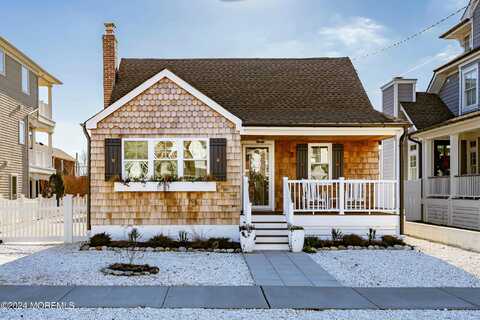 35 12th Avenue, Seaside Park, NJ 08752