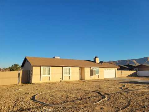 10767 Kiowa Road, Apple Valley, CA 92308