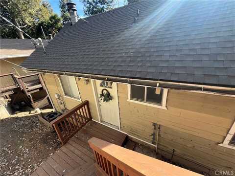 807 Virginia Court, Lake Arrowhead, CA 92352