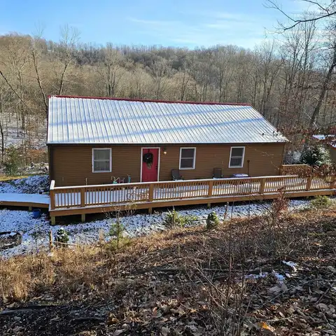 6531 Lake Lane Road, Heaters, WV 26627