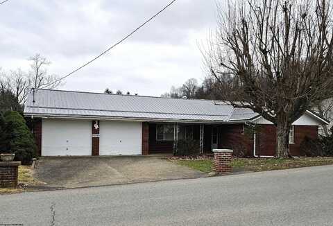 10 Whiting Avenue, Glenville, WV 26351