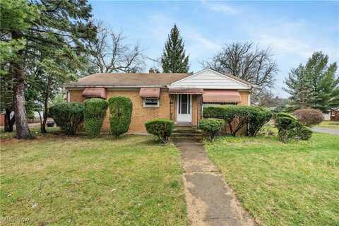 11206 Park Heights Avenue, Garfield Heights, OH 44125