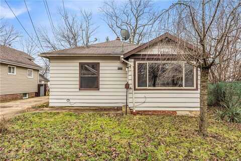 5733 Longwood Avenue, Maple Heights, OH 44137