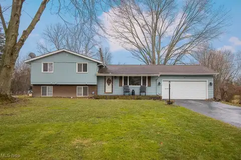 6644 Rosedale Drive, Amherst, OH 44001