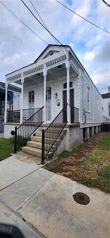 2751 DUMAINE Street, New Orleans, LA 70119