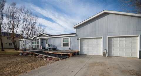 612 Farmers St, Burlington, WY 82411