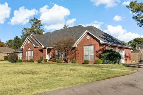 570 Pine Valley Drive, Paris, TX 75462