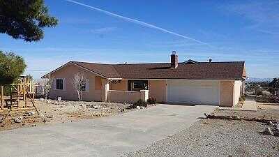 Via Verde, PINON HILLS, CA 92372