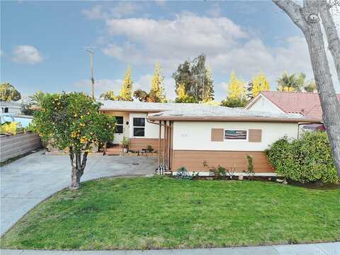 Ardine, DOWNEY, CA 90241