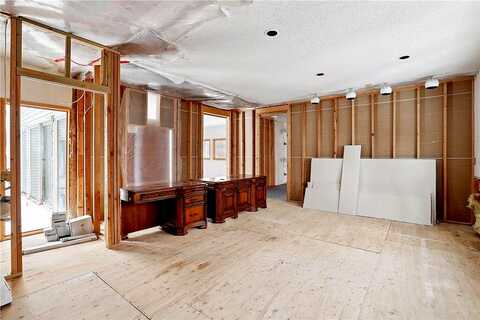 Oak Ridge, HOPKINS, MN 55305