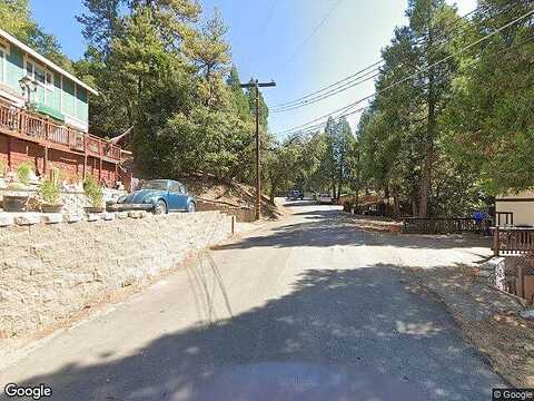 Zell Ct, Crestline, CA 92325