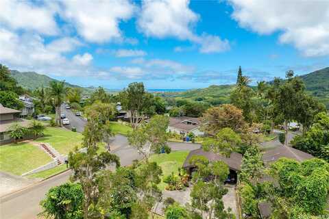 Lopaka Way, Kailua, HI 96734