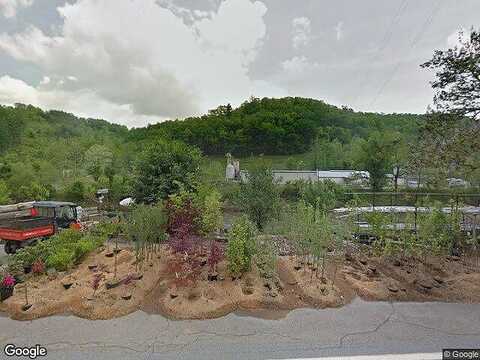 High Peak Dr, Green Mountain, NC 28740