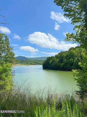 Caywood Rd, Dandridge, TN 37725