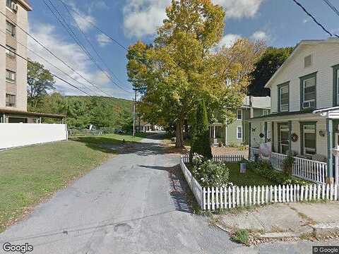 Barker St, Hawley, PA 18428