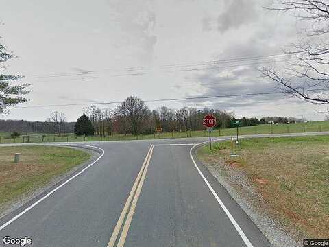 Lost Mountain Rd, Wirtz, VA 24184