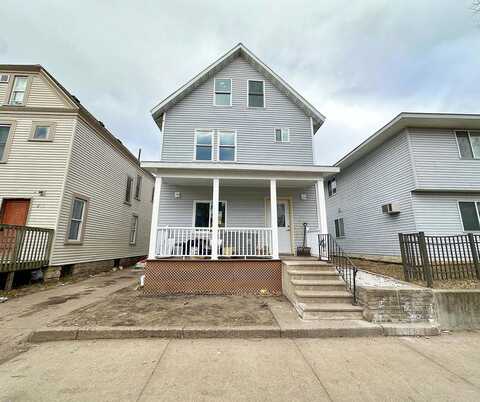 Vine, LA CROSSE, WI 54601