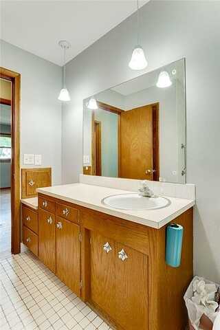 Tyler, MINNEAPOLIS, MN 55434