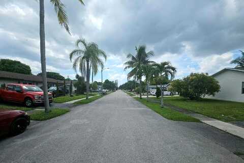 45Th, LAUDERHILL, FL 33351