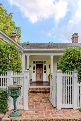 129 Colleton Avenue SW, Aiken, SC 29801