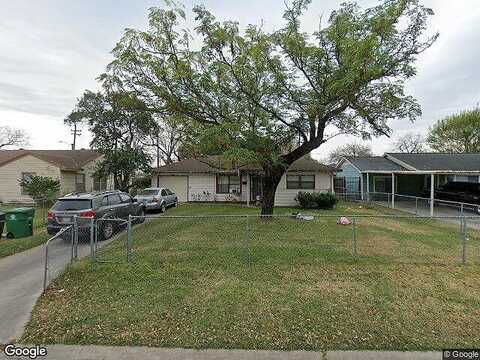 Aguila, HOUSTON, TX 77013