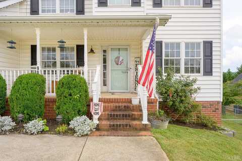 Shelly, LYNCHBURG, VA 24501
