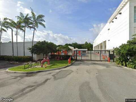 Tilford, DEERFIELD BEACH, FL 33442