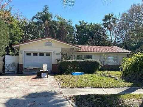 Lantana, SEMINOLE, FL 33777