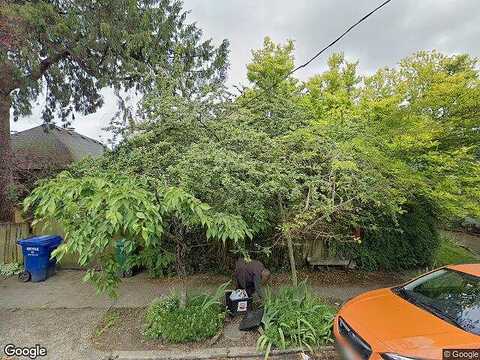 31St, SEATTLE, WA 98122