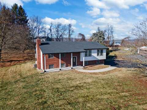 115 Ridge Rd, Marlboro, NY 12542