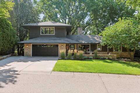 Woodland, MINNEAPOLIS, MN 55424