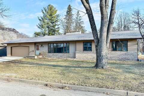Birch, WINONA, MN 55987
