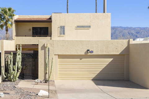 1St, TUCSON, AZ 85748