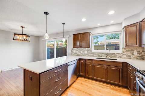 Mansfield, DENVER, CO 80237