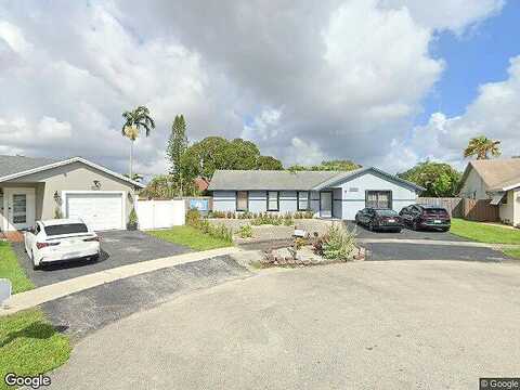 14Th, PEMBROKE PINES, FL 33024