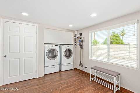 Appomattox, TUCSON, AZ 85710
