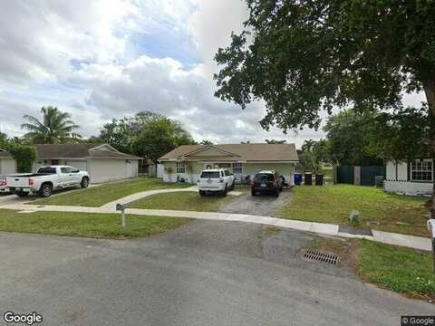 7Th, NORTH LAUDERDALE, FL 33068