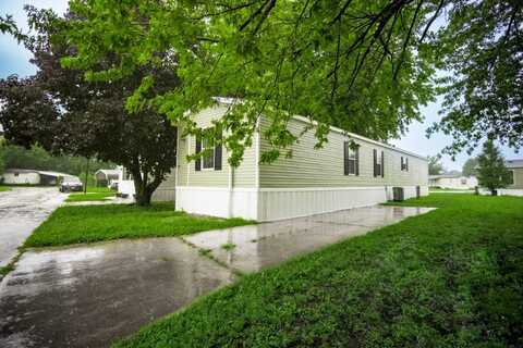 17 Kingston, Hastings, NE 68901